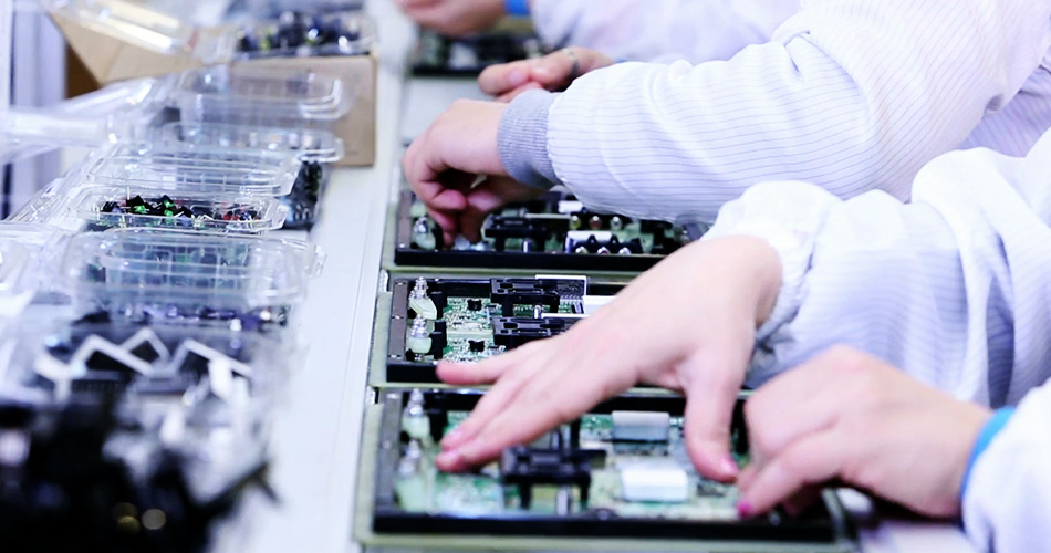 Як знизити проектні ризики за допомогою інноваційних рішень заводів PCBA?