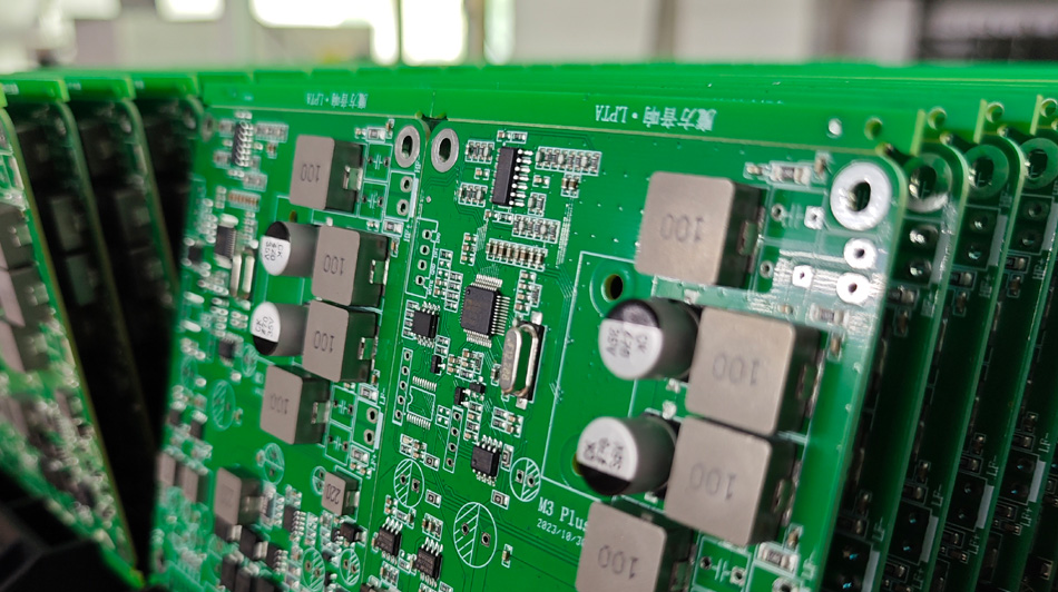 Швидка відповідь: як післяпродажне обслуговування фабрик PCBA може забезпечити задоволеність клієнтів?