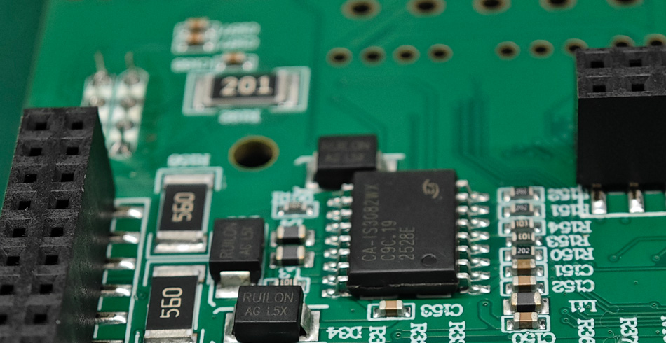 Оцінка цін на обробку PCBA: як переконатися, що ви вибрали правильного постачальника?